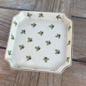 Lenox Cream and Green Holly Accent Plate